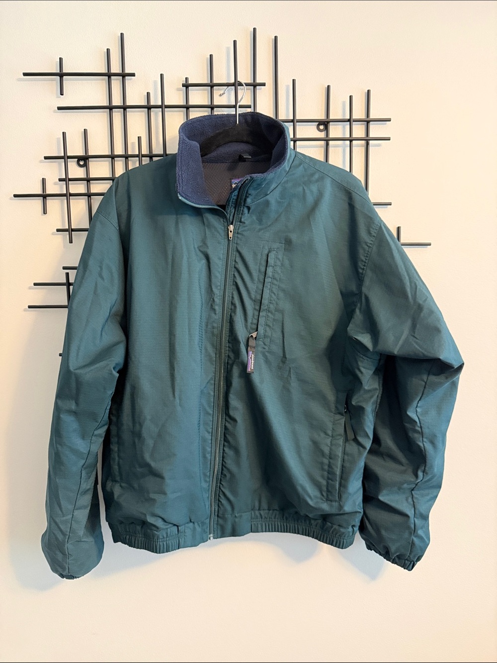 Patagonia Men's Teal Lightweight Zip Jacket